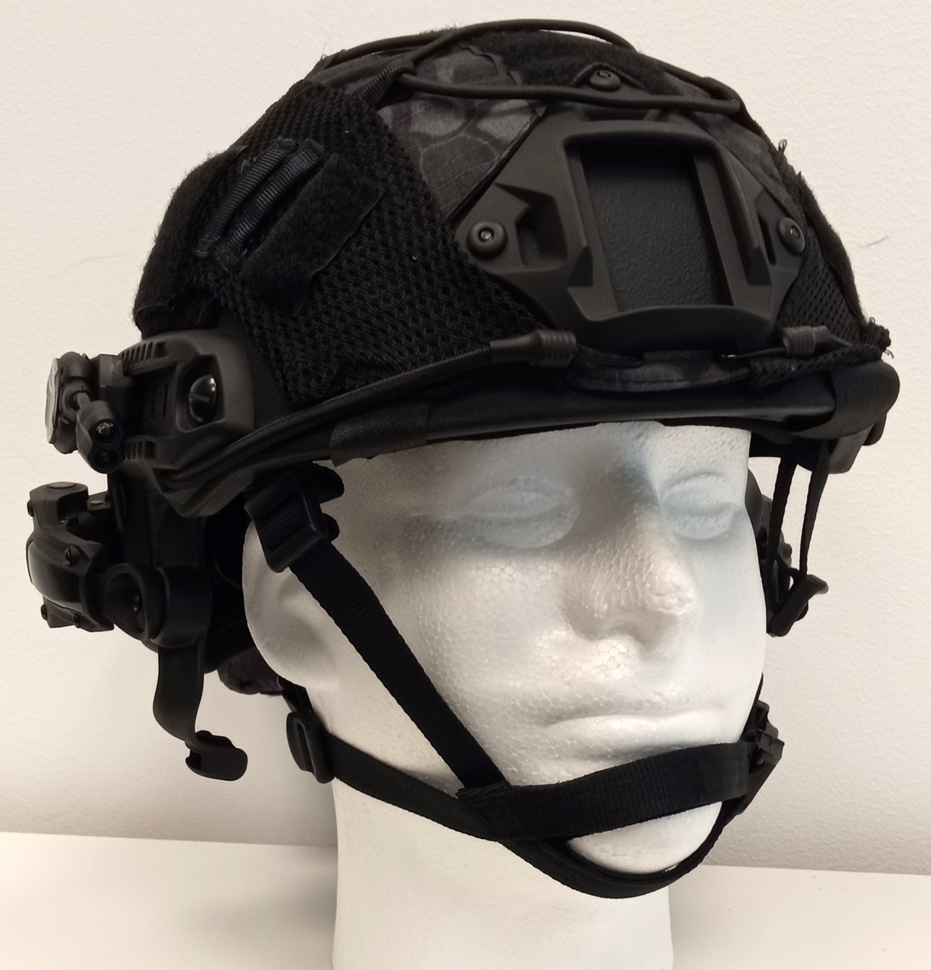 Imagen Casco Modelo Fast Asalto Tactico Ballistic Protection IV Frontal